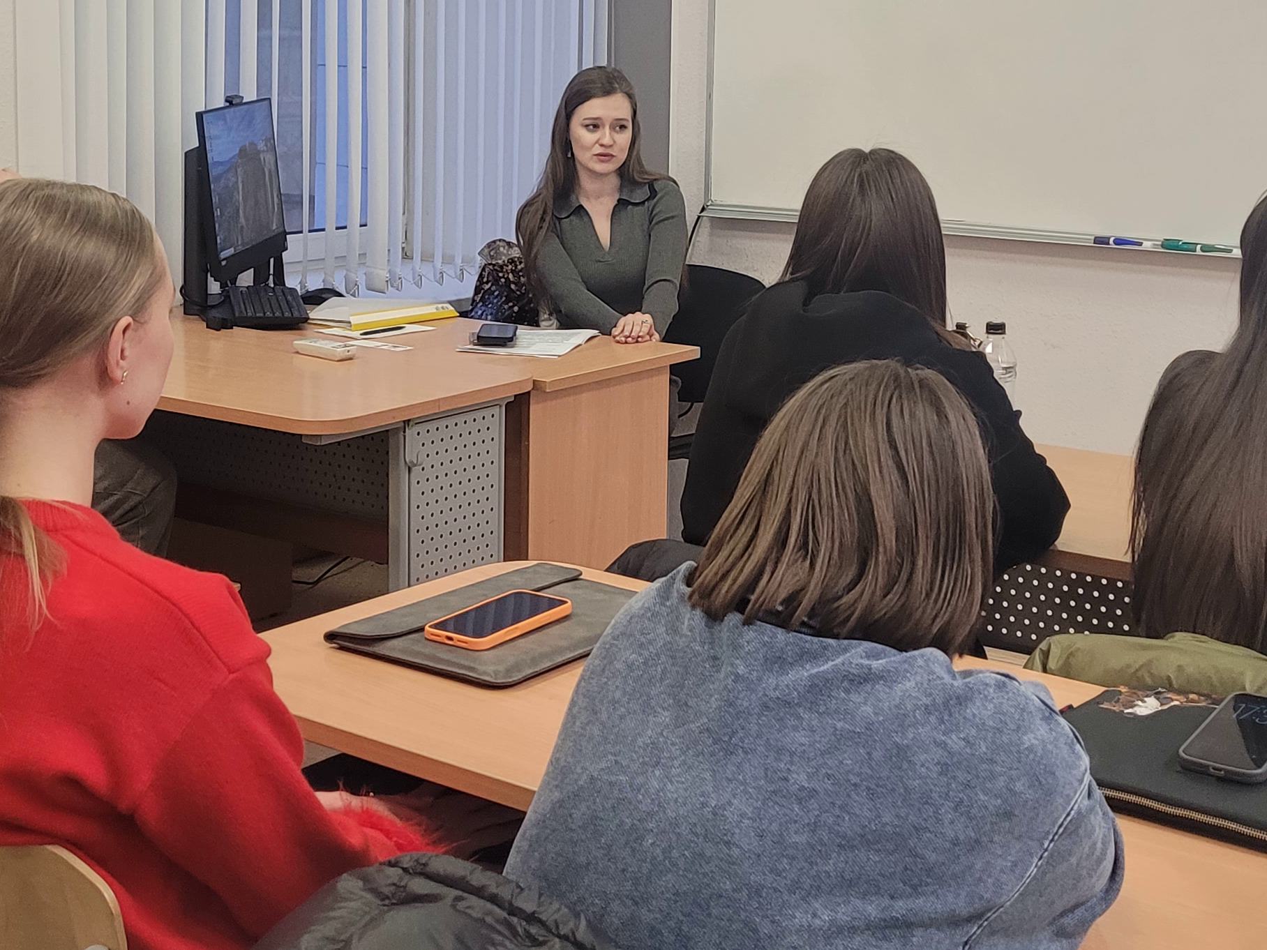 Студенты ИПНБ встретились с представителем Главной военной прокуратуры