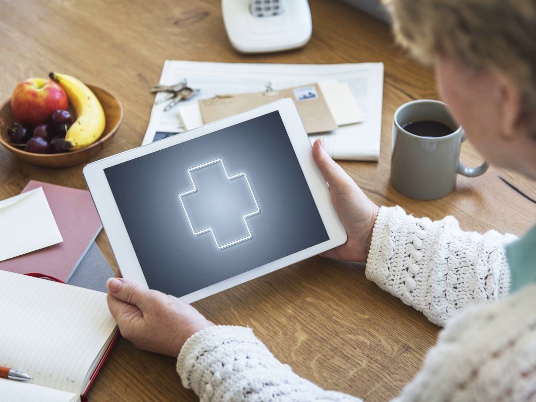 Соцфонд: более тысячи самозанятых оформили доступ к оплачиваемым больничным