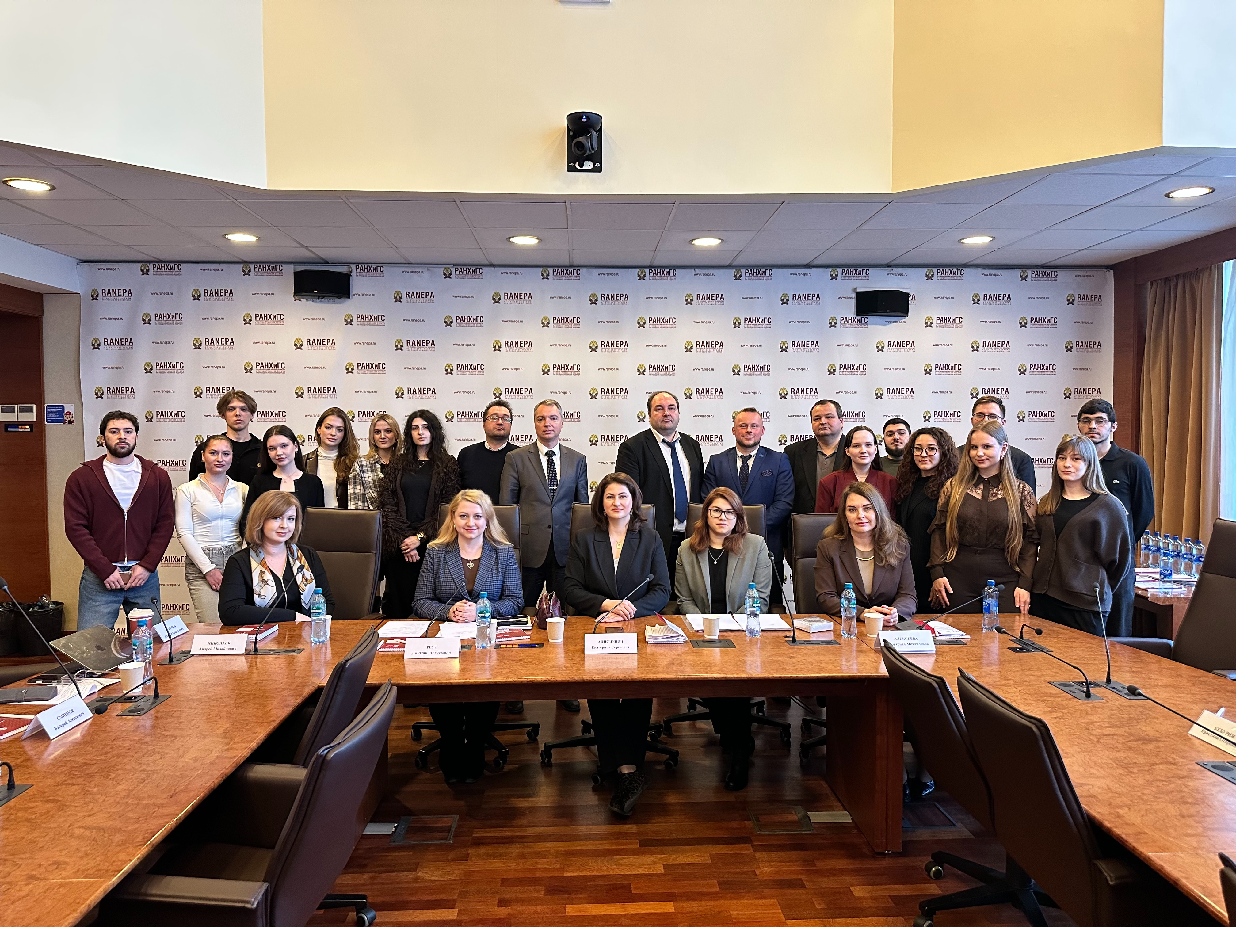 Кафедра МиИП провела экспертную дискуссию о роли международного и национального права в защите электорального суверенитета государства