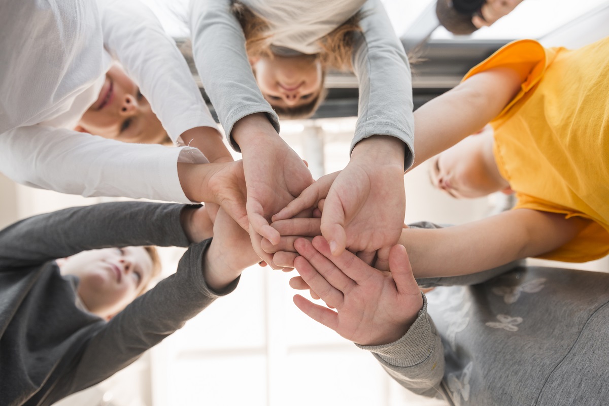 Соцфонд досрочно перечислит семьям детские пособия перед майскими праздниками