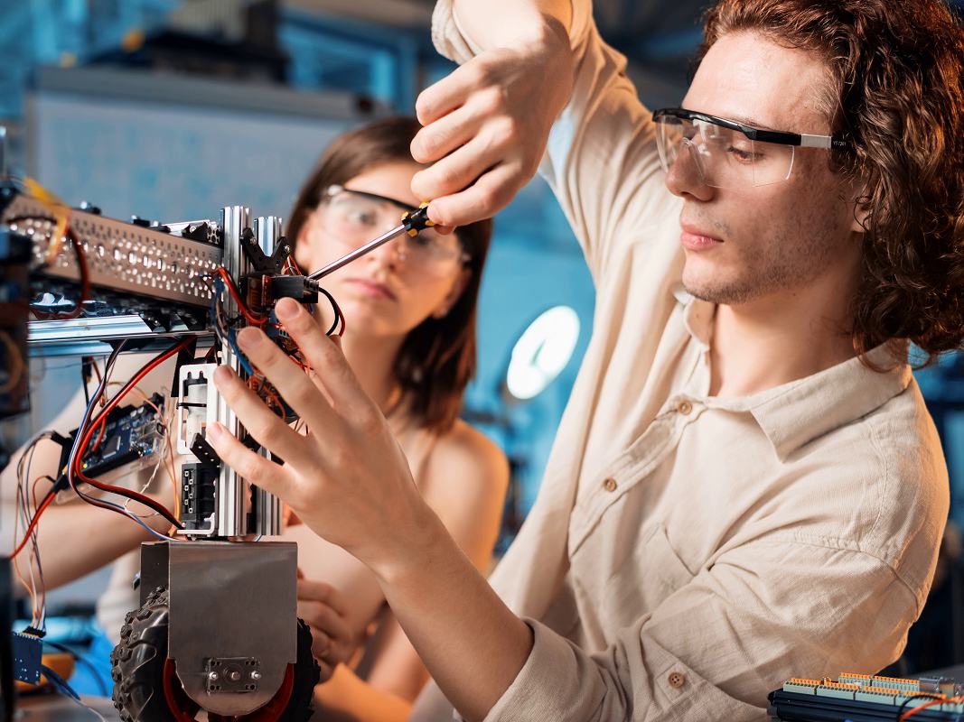 Господдержка малого и среднего предпринимательства научно-технической сферы за девять месяцев превысила 61 млрд рублей