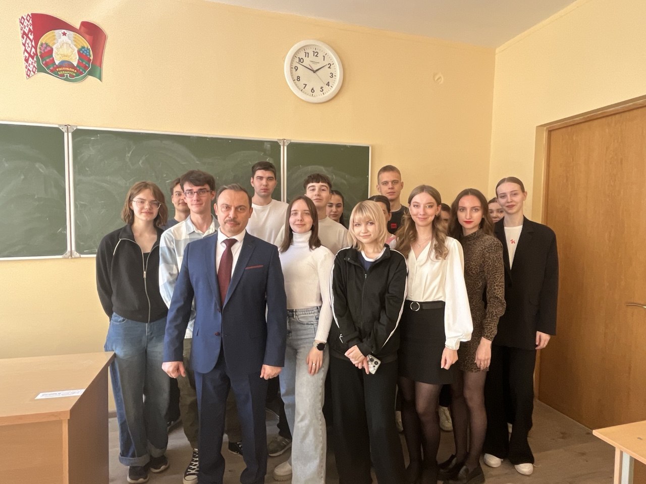 Декан факультета таможенного дела ИПНБ прочитал курс лекций студентам Гродненского государственного университета 