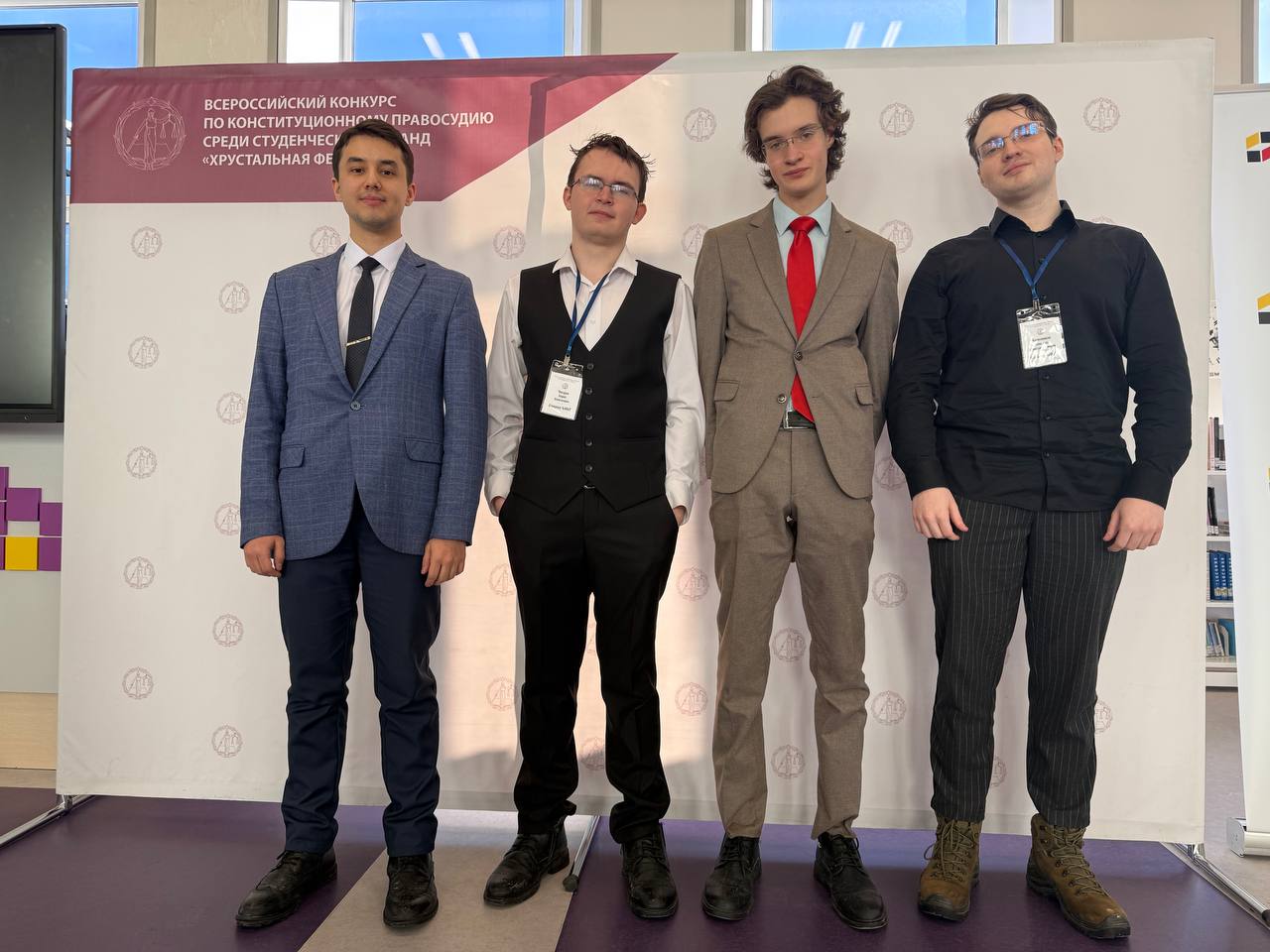 Студенты Президентской академии стали серебряными призерами престижного юридического конкурса