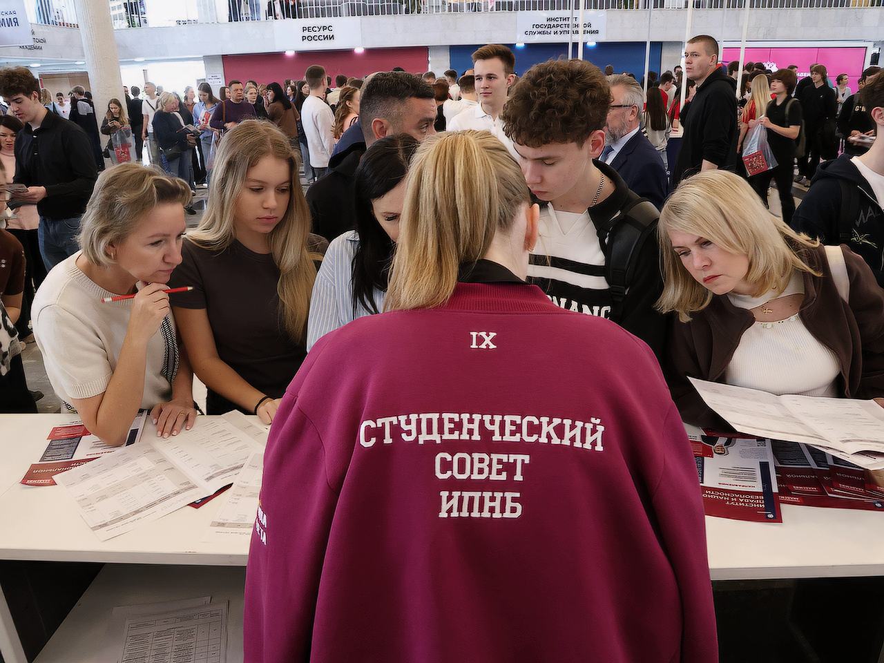 Институт права и национальной безопасности принял участие в Дне открытых дверей Президентской академии