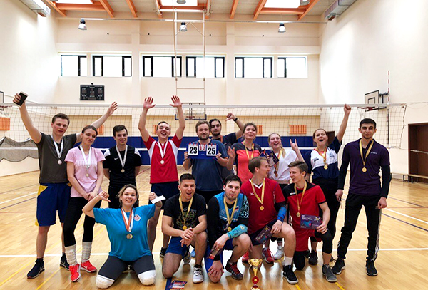 ИПиНБ РАНХиГС стал победителем межфакультетского чемпионата по волейболу