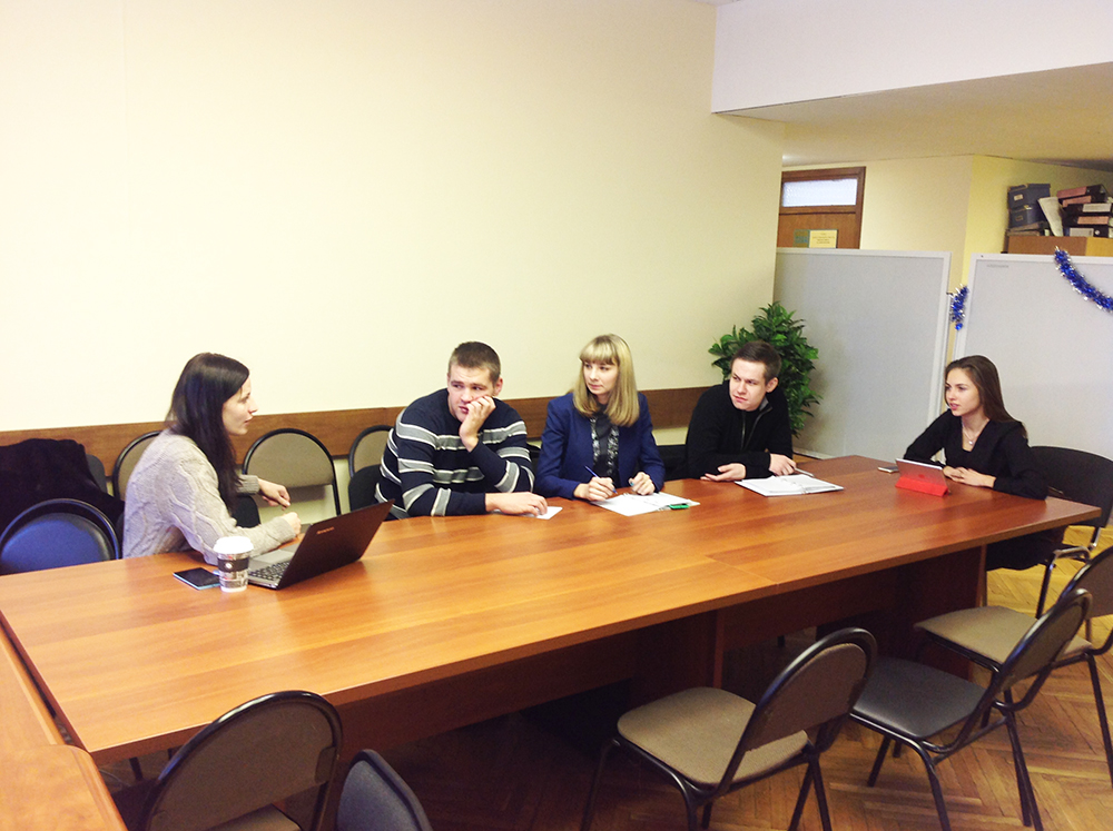 В ИПиНБ провели обучающий семинар для стажеров некоммерческого социально-значимого проекта  «НародныйВопрос.рф»