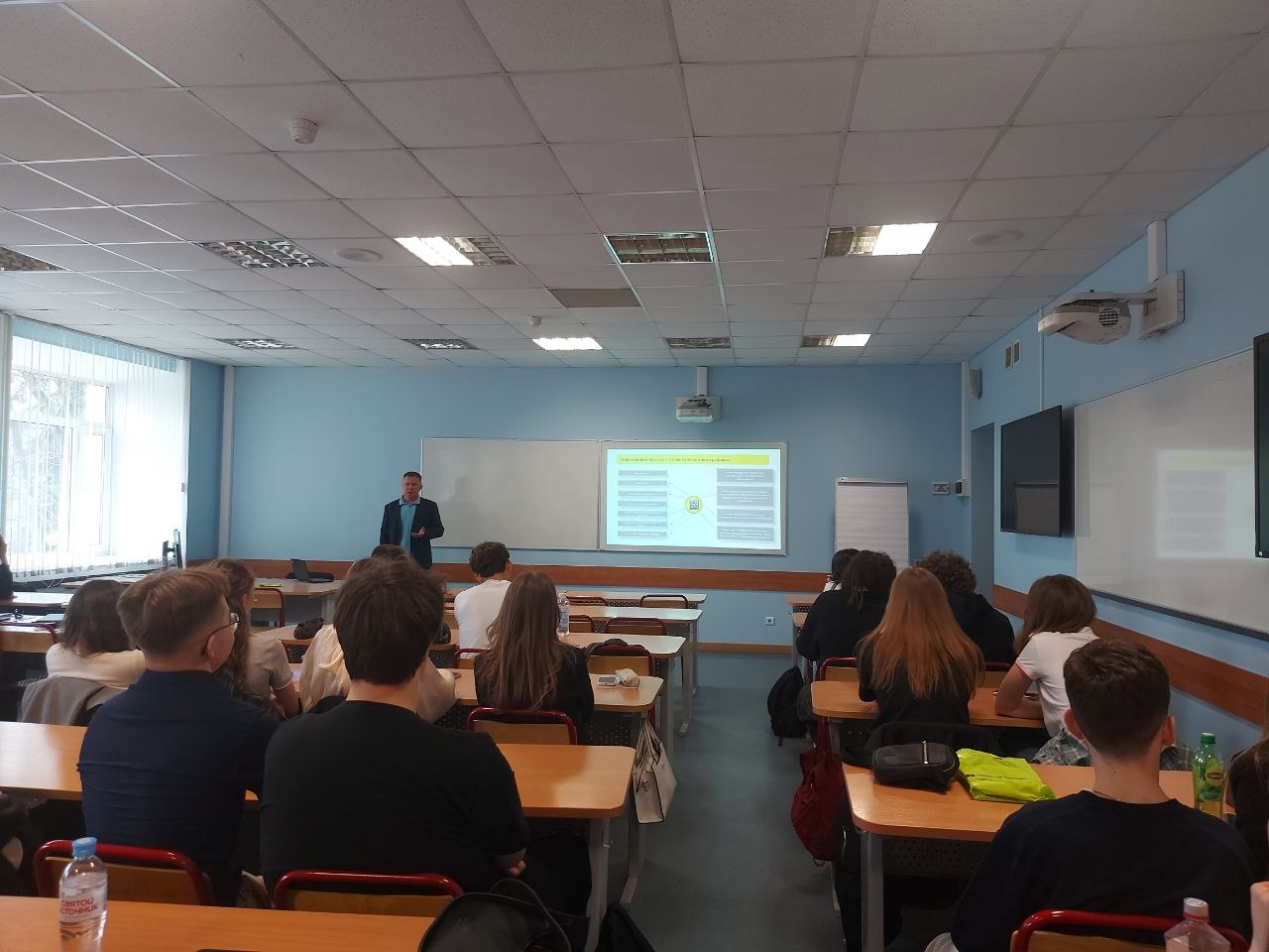 На факультете таможенного дела прошла встреча с директором по защите легального оборота продукции Центра развития перспективных технологий  