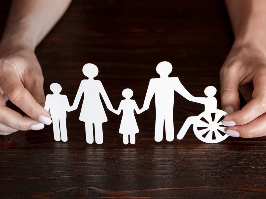 Путин поручил расширить участие НКО в предоставлении соцуслуг гражданам